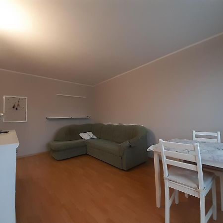 Kawalerka Blisko Plazy Gdansk Przymorze Apartman Kültér fotó