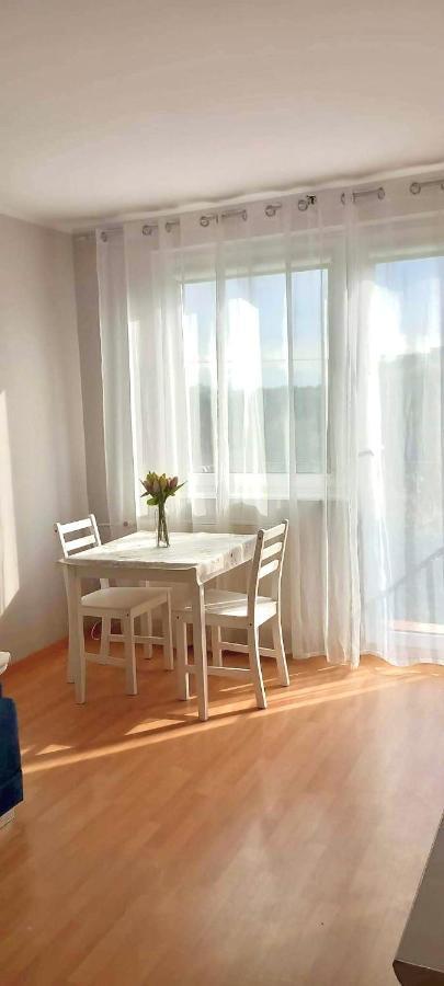 Kawalerka Blisko Plazy Gdansk Przymorze Apartman Kültér fotó